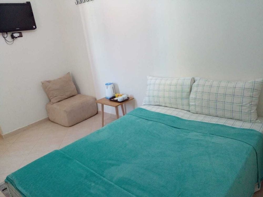 Dar Khalifa Airport Deluxe Single Room 3