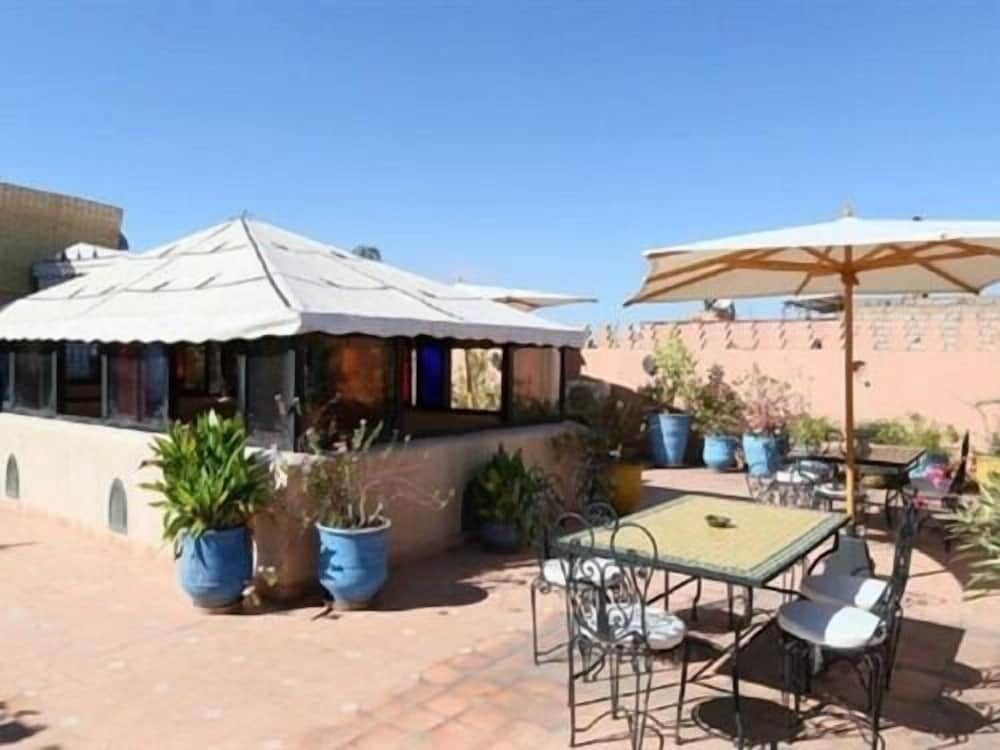 undefined Riad Araba Felice 10