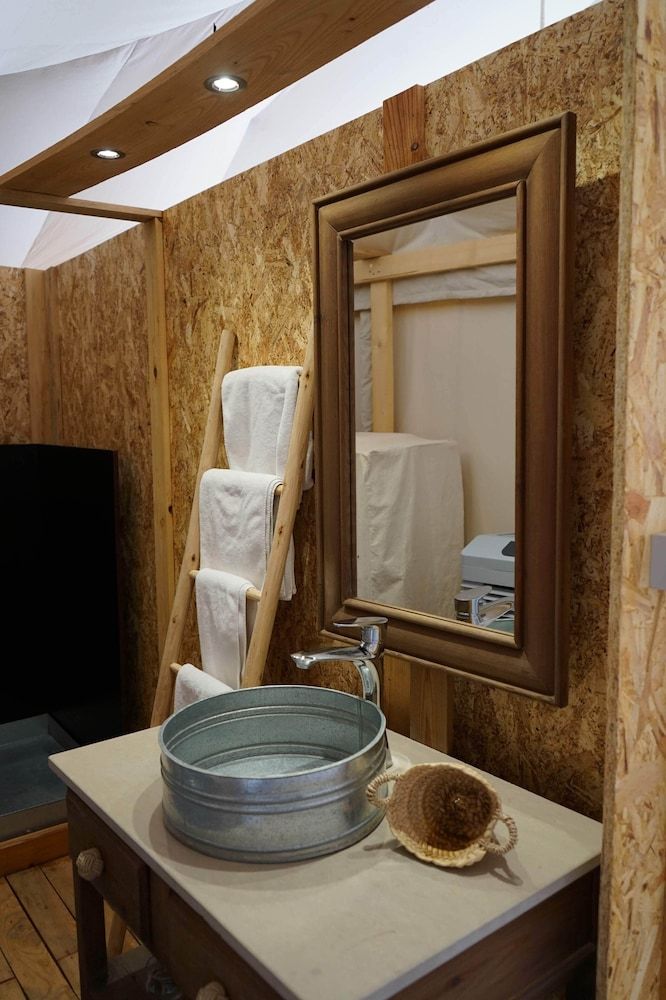 Inara Camp Tent (Emotion) 8