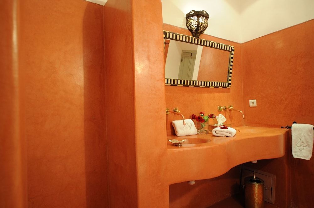 undefined Dar Asam 10