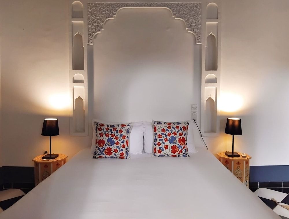 undefined Riad Yakimour 3