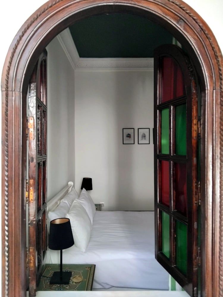 undefined Riad Yakimour