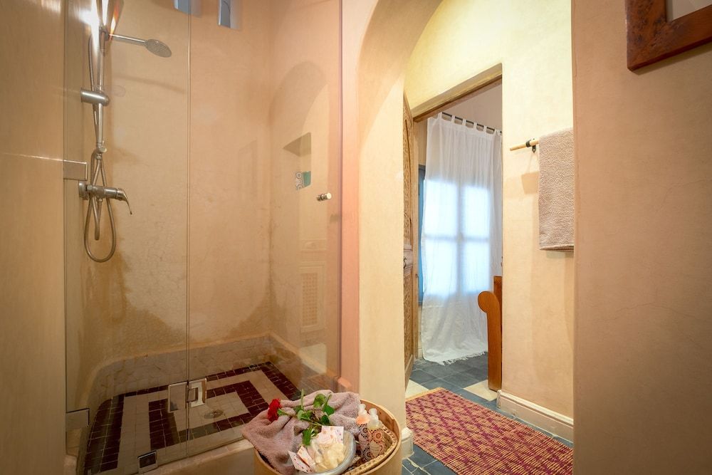 Riad Adrar Suite, Smoking 30