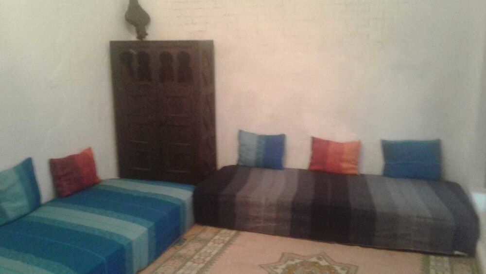 undefined Riad Frend 7
