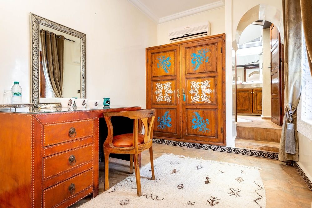 undefined Riad Kamal 10