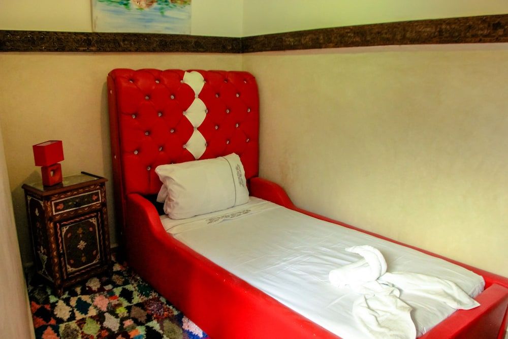 undefined Riad Lalla 3