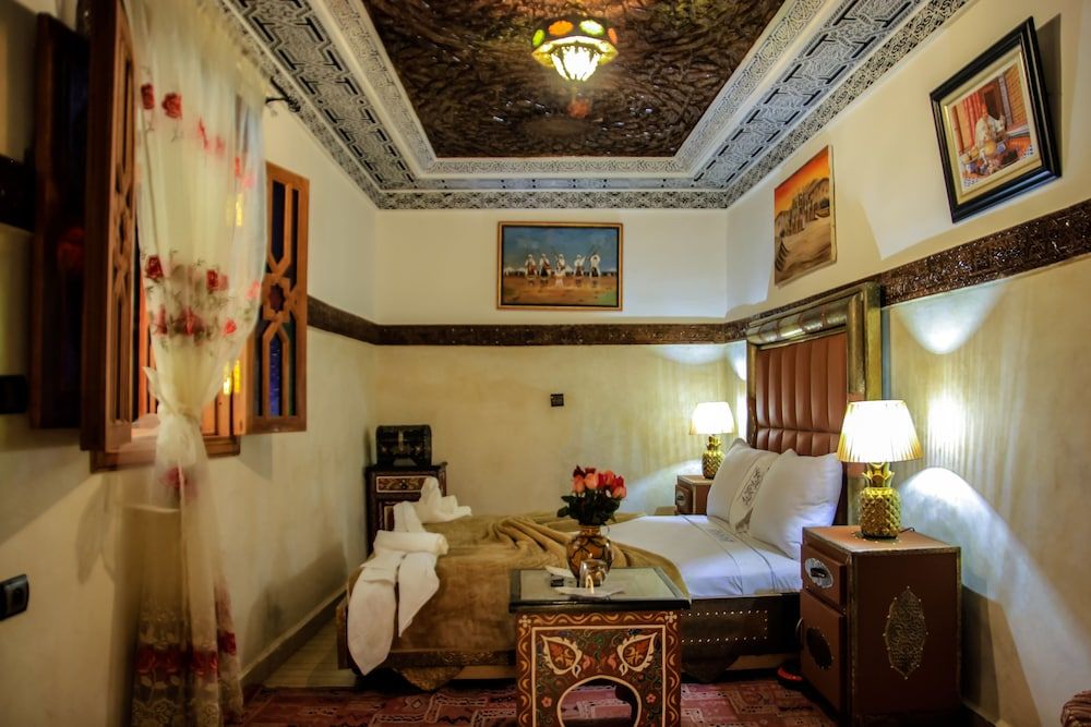 undefined Riad Lalla 5