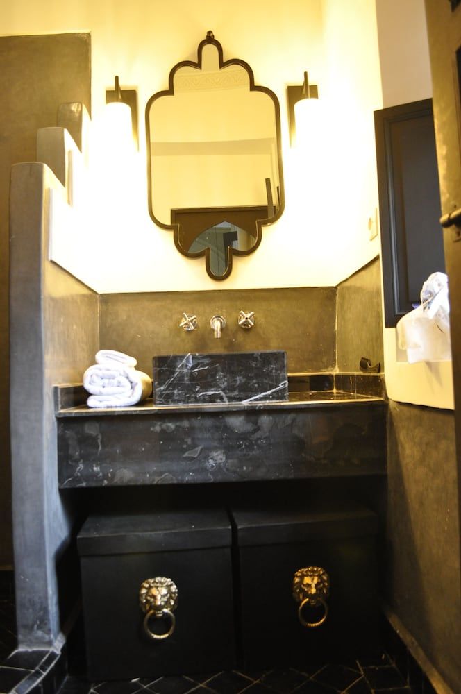 Riad Dar Bahi Deluxe Double Room (Shahd) 5