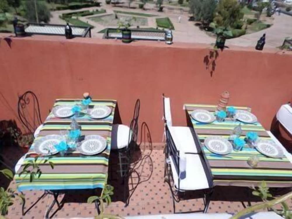 undefined Riad Zinnha 8