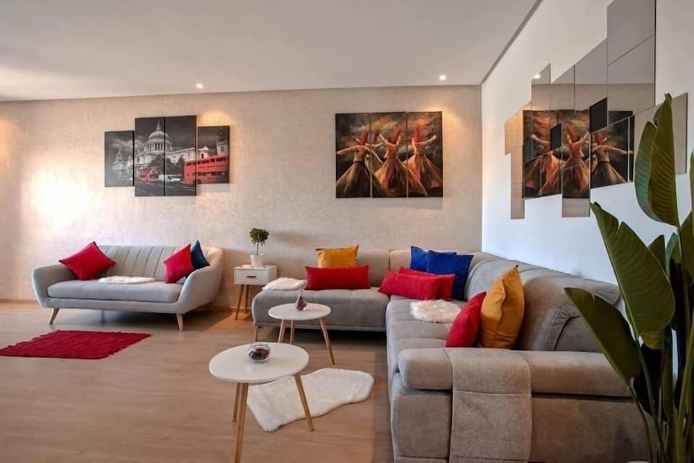 undefined Privilege House 9