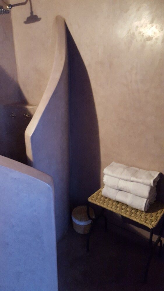 Riad Safia Deluxe Triple Room (Sofia) 6