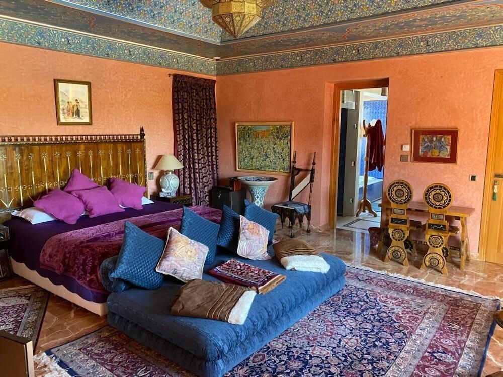 undefined Palace Alexander Jena 8