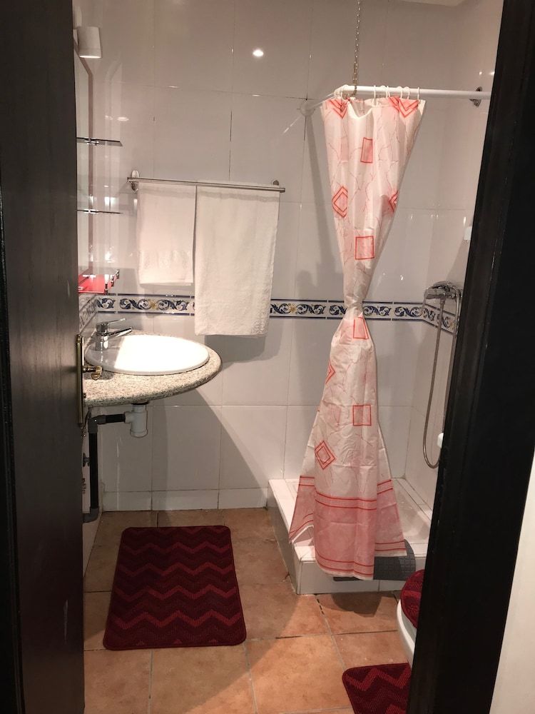 Appart H36 Deluxe Apartment, 2 Bedrooms, Kitchen, Garden Area 11