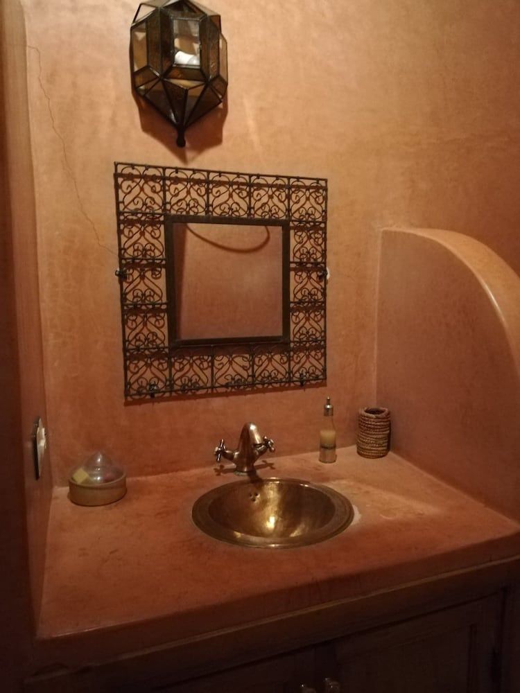 Riad Alqimam Triple Room 7