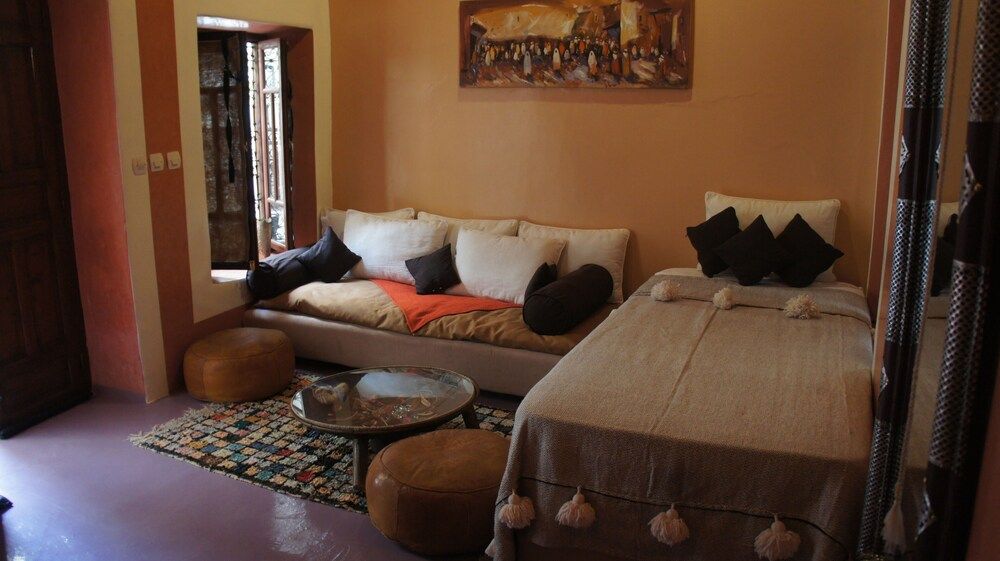 Riad Alqimam Triple Room 4