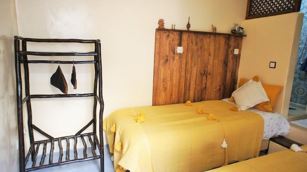 Riad Alqimam Economy Twin Room 3