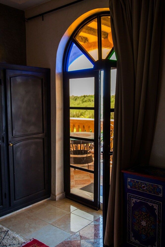 undefined Riad Mayo 9