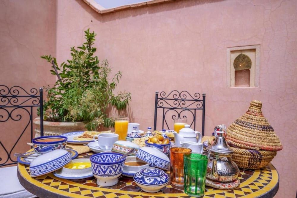 undefined "room in Guest Room - Riad Lakouas-benjoin Room" 5