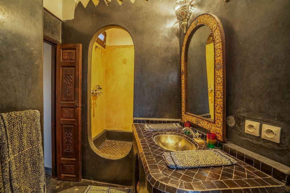 Riad Dar Alhambra Standard Room 4