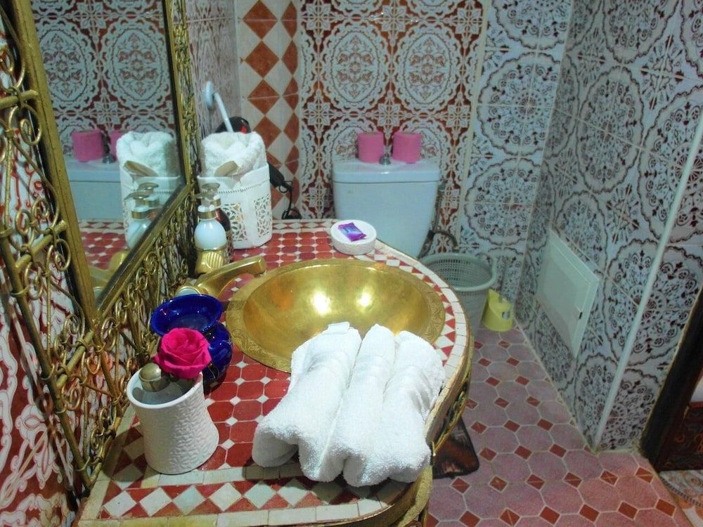 undefined Riad Chennaoui 7