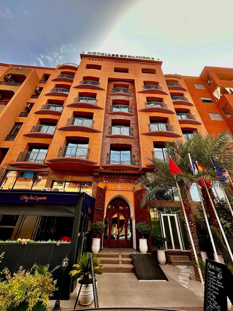 undefined Hôtel Les Trois Palmiers 6