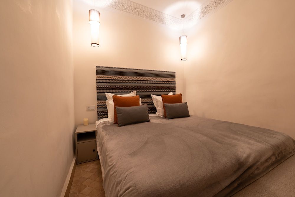 undefined Ryad Selyen 7