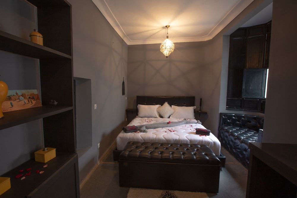 undefined Riad Rim 10