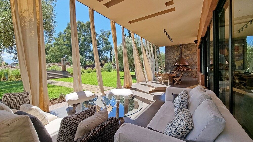 undefined Superb Estate Private Pool, Tennis Court, Sauna, Hammam - by Feelluxuryhlidays 9