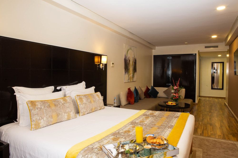 Hotel Du Golf Deluxe Suite, 1 Queen Bed with Sofa bed 9