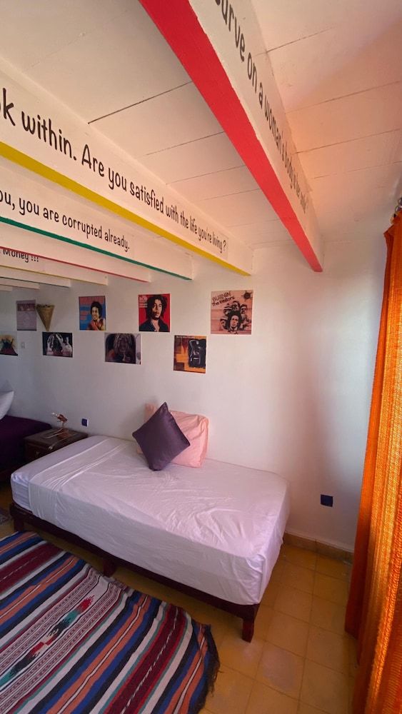 Economy Room, Multiple Beds, City View, Annex Building