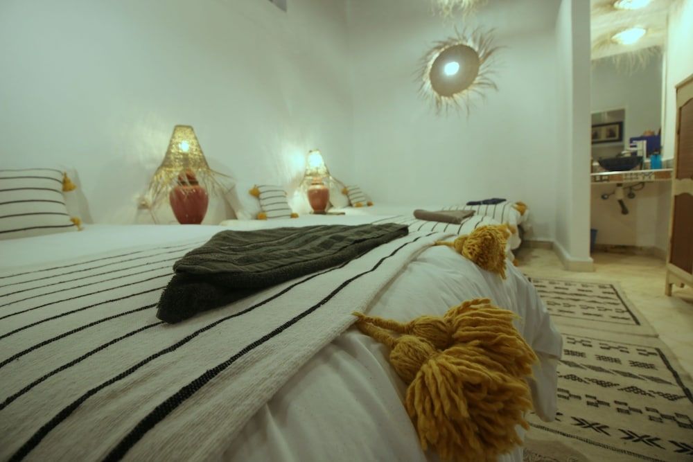 Darzayna Standard Triple Room 10