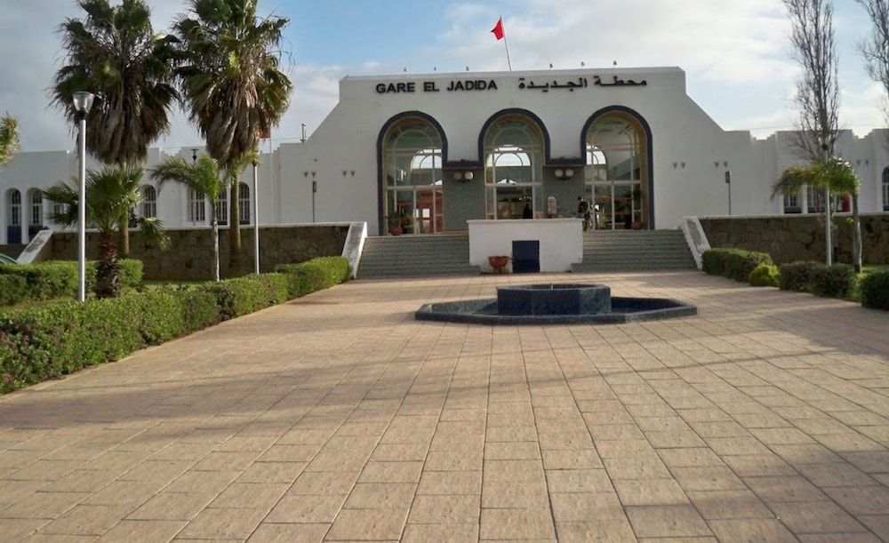 Train Station Shuttle