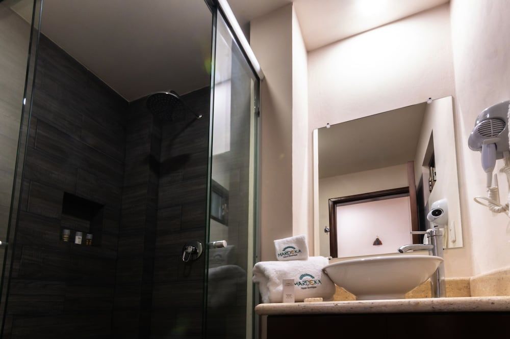 Hotel Boutique Mardeka Family Suite 11