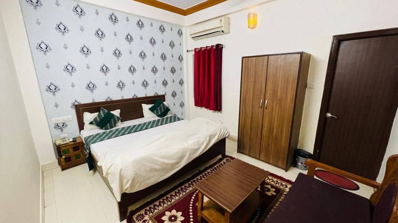 Hotel Vallabh Darshan