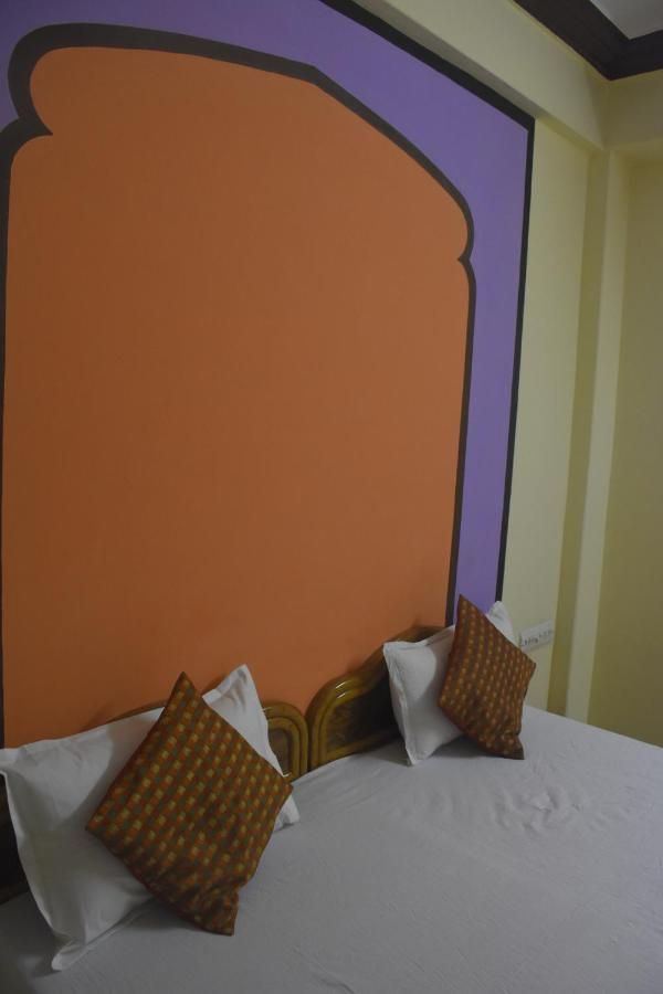 Hotel Vallabh Darshan