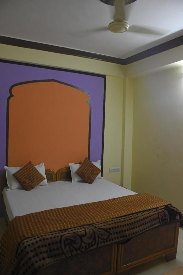 Hotel Vallabh Darshan