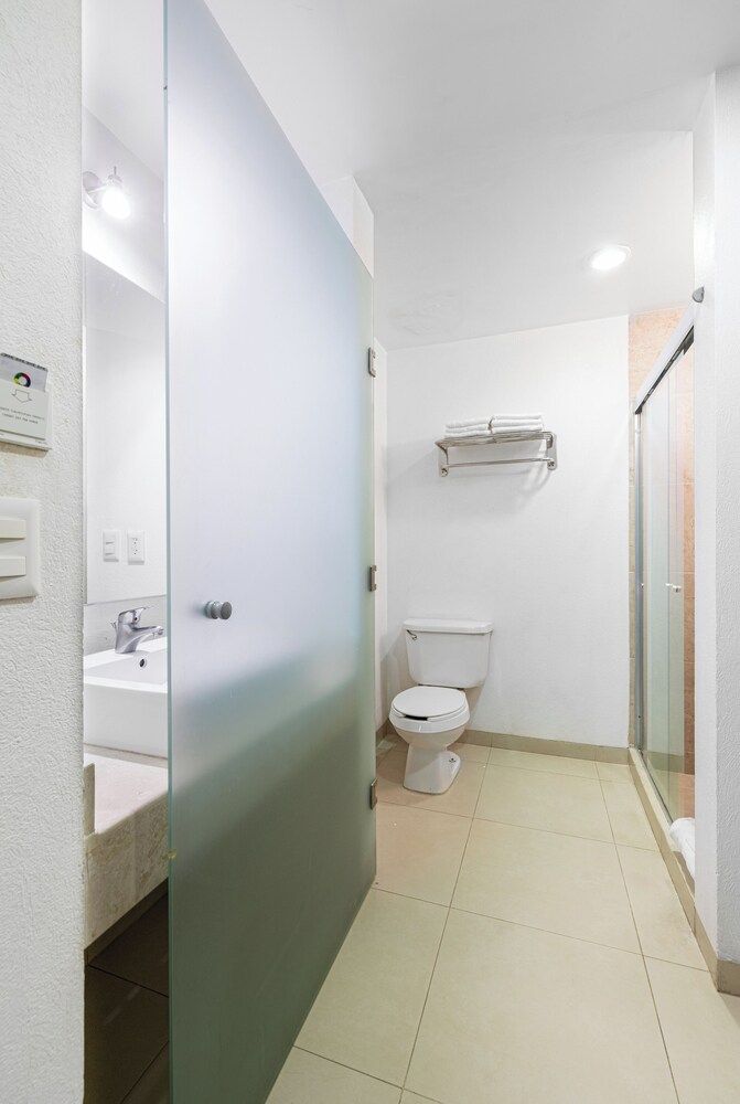 Hotel México Plaza Silao Aeropuerto Standard Double Room 5