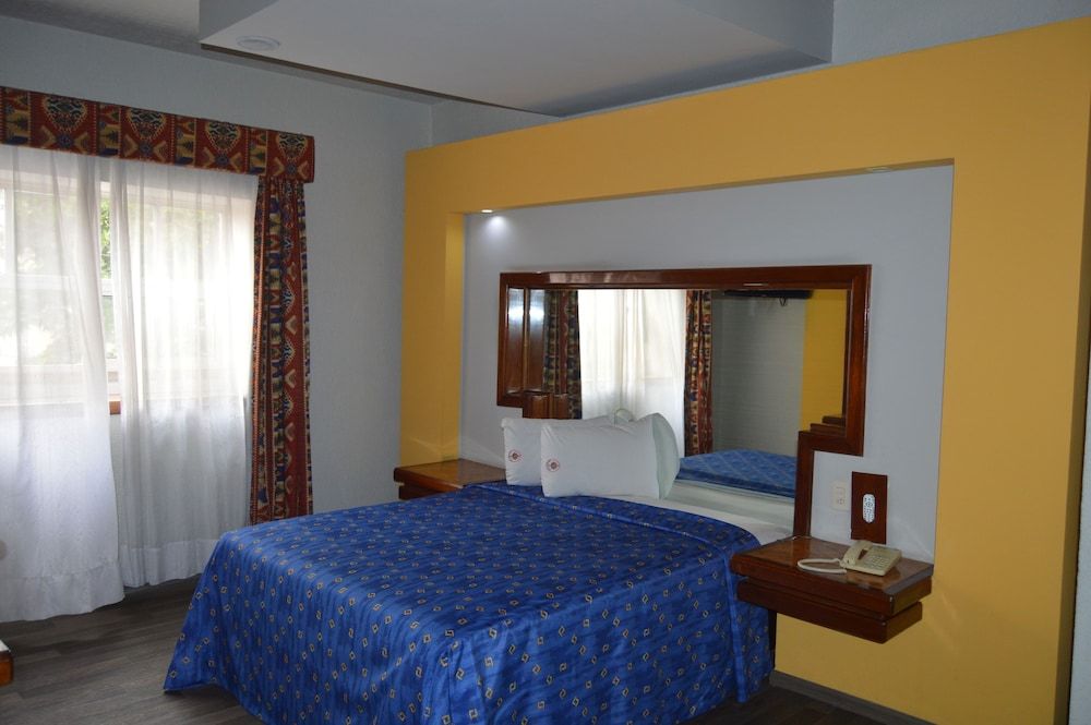 Hotel Mina Standard Double Room, 1 Queen Bed 6