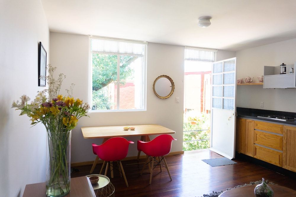 Casa Moctezuma Suite, 1 King Bed 8