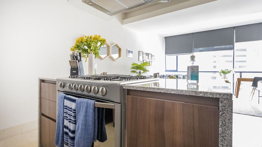 Miyana Luxury Condo Apartment, 1 King Bed, Non Smoking 14