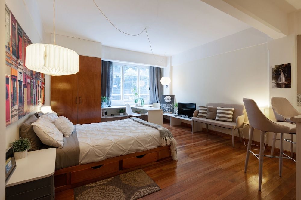 undefined Urban Loft 4