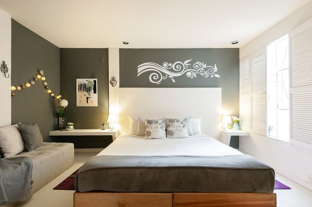 undefined Cozy Vintage Flat 4