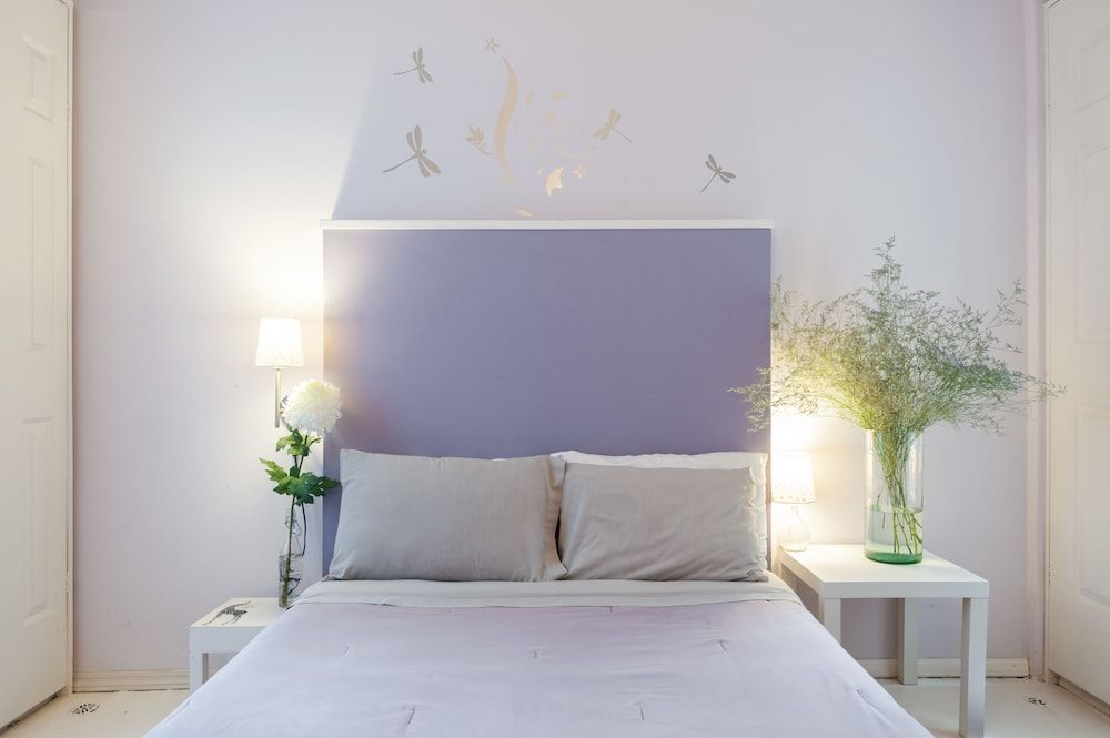 Cozy Vintage Flat Room, Multiple Beds, Non Smoking 12