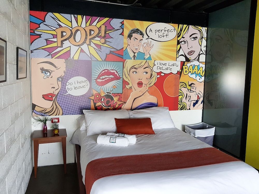 undefined Cozy Loft with Balcony