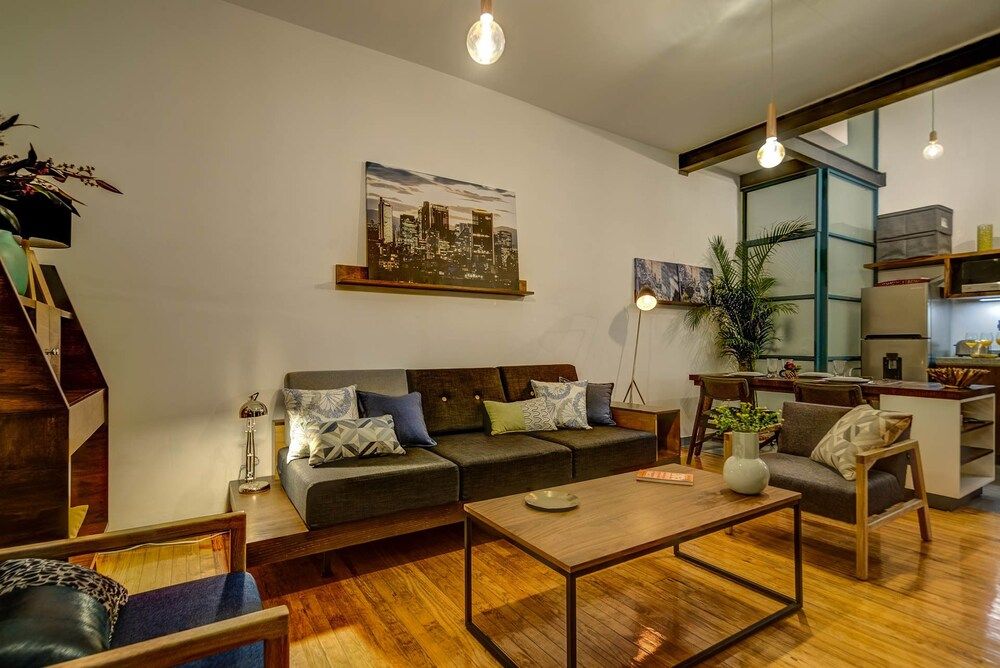 undefined Old School Apartment by Mr.W 9