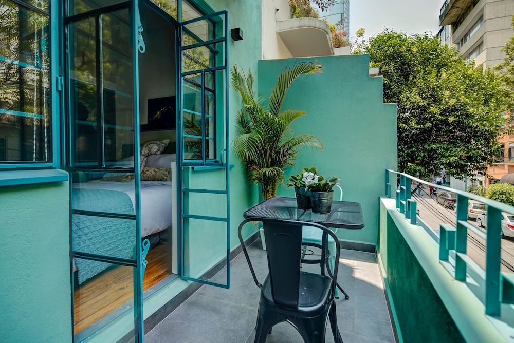 undefined Old School Apartment by Mr.W 2