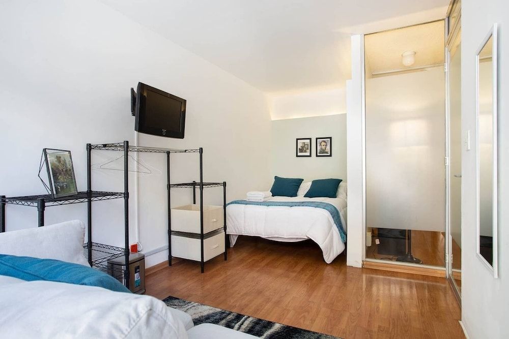 Hostel Top Location Polanco Double Room 16