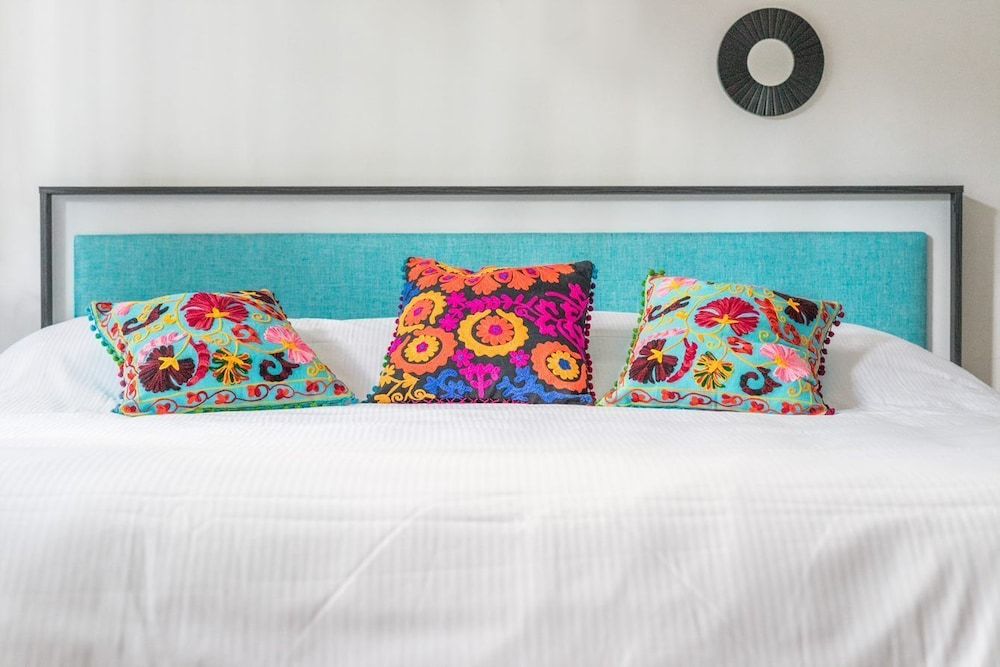 undefined JUUB Newly Renovated cozy apt w/terrace at La Roma