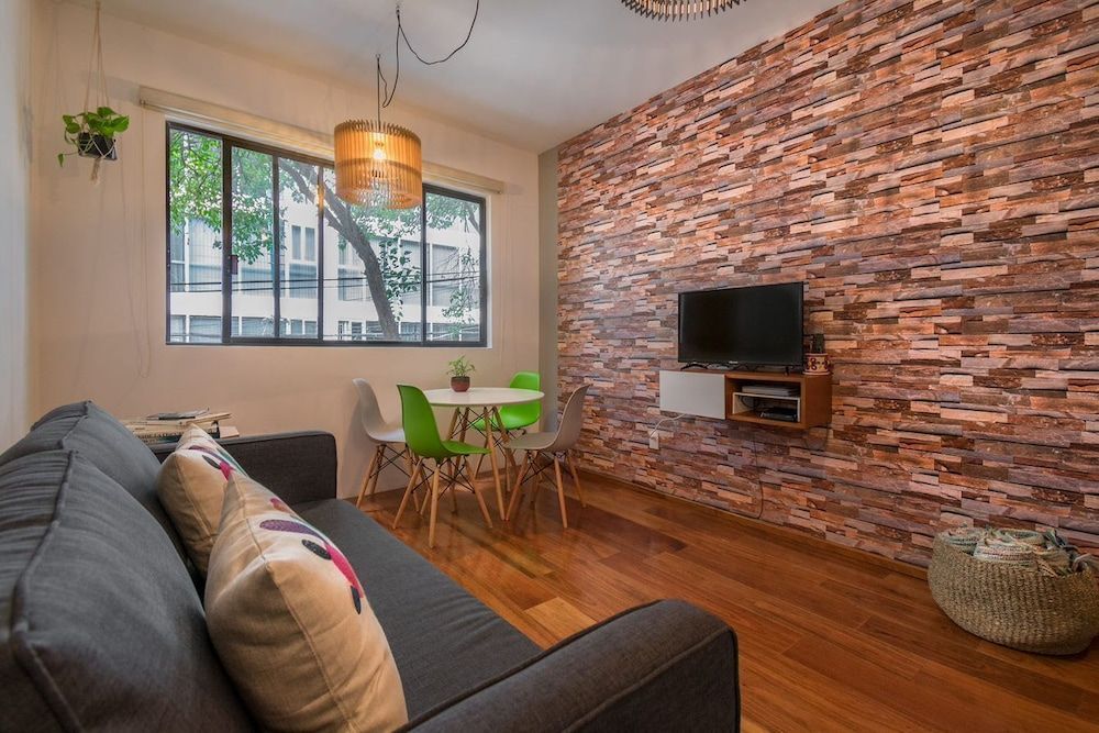 JUUB Quiet and comfy in the middle of everything Apartment 12