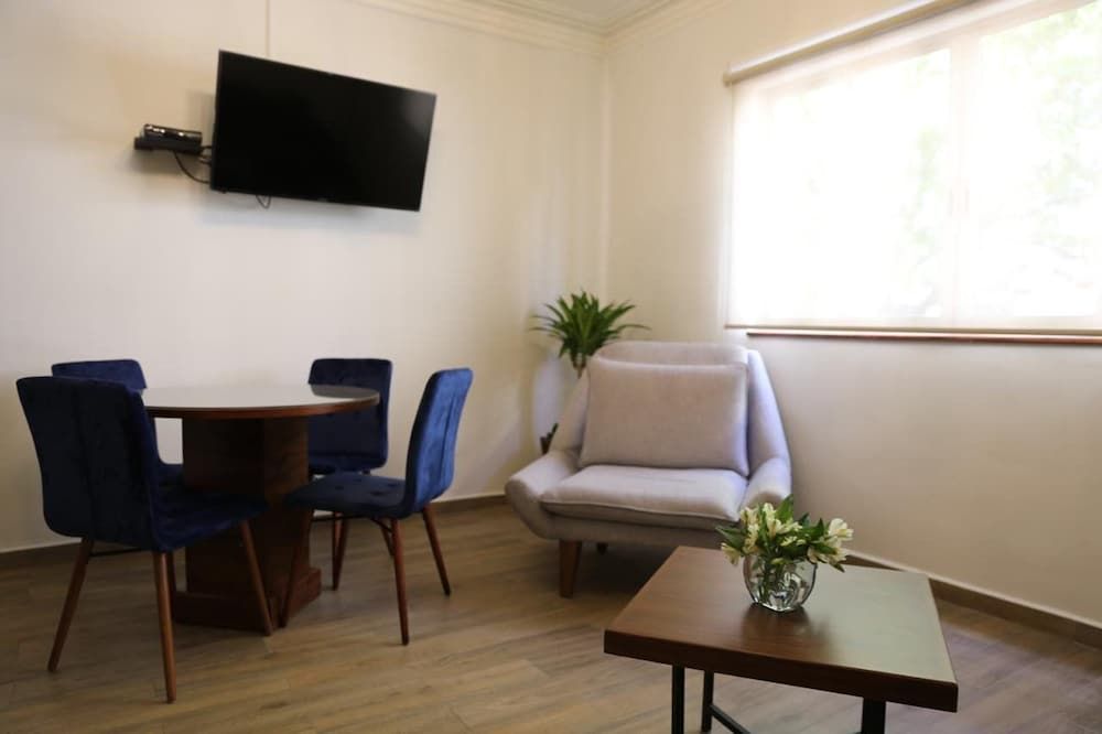 undefined JUUB Great 1 bedroom Studio at Reforma 6